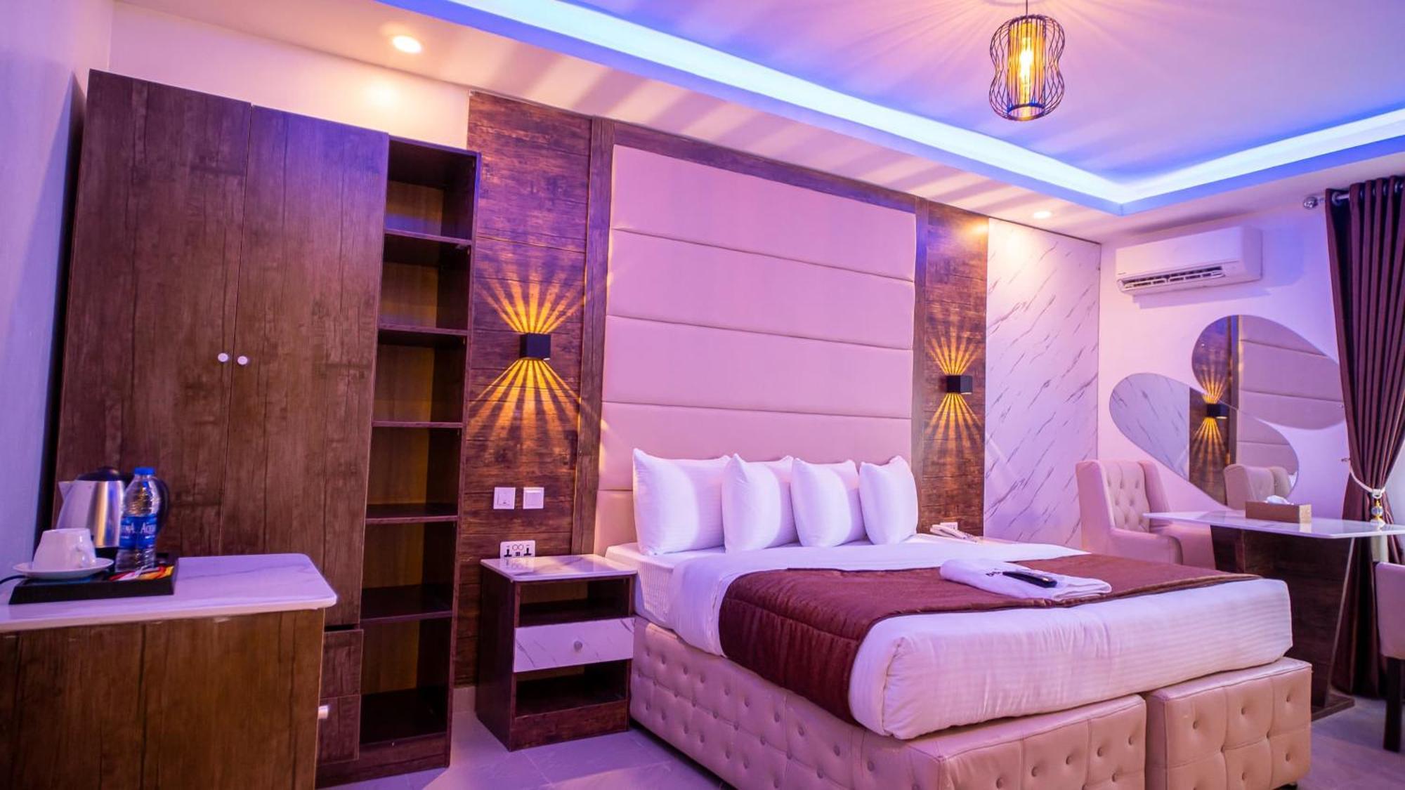 Presken Hotels Ikoyi ลากอส ภายนอก รูปภาพ